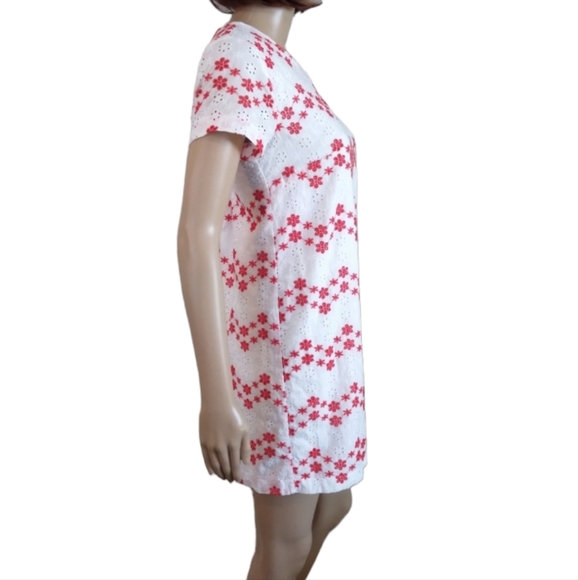 Miami Summer Eyelet Lace Dress - Picture 4 of 8